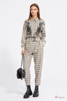 Брючный костюм EOLA 2110 клетка темно- бежевая с вышивкой