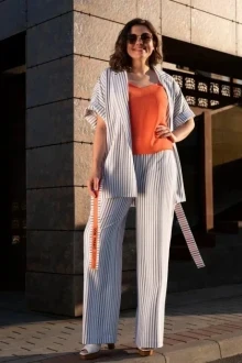 Брючный костюм Avanti 1386-1 белый/ оранжевый тройка