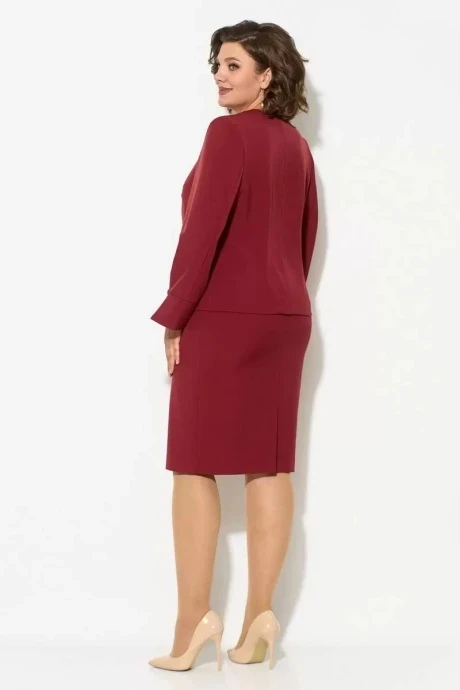 Кокетка и К 1061