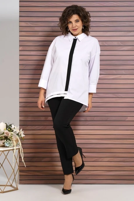 ALANI COLLECTION 2001