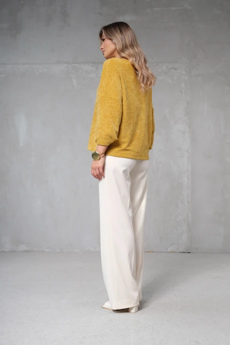 Erika Laurent 7201-2