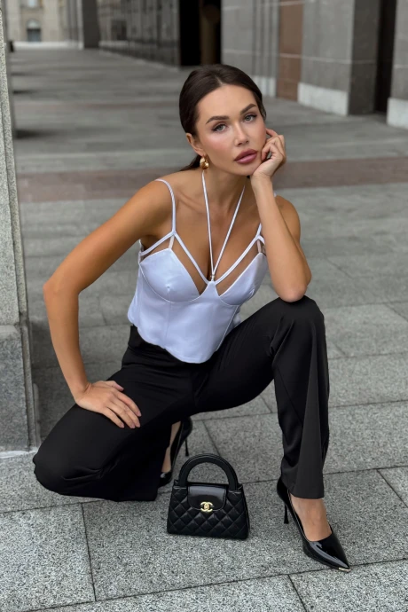 AURA of the day 2205