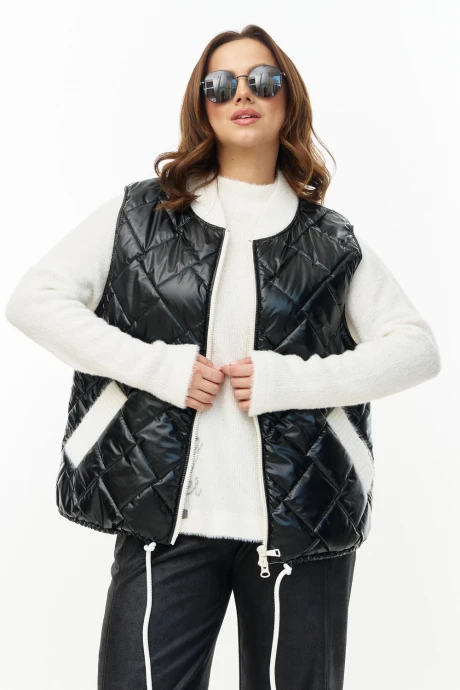 AVE RARA 1072