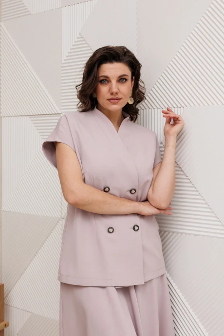 Anastasia 1329